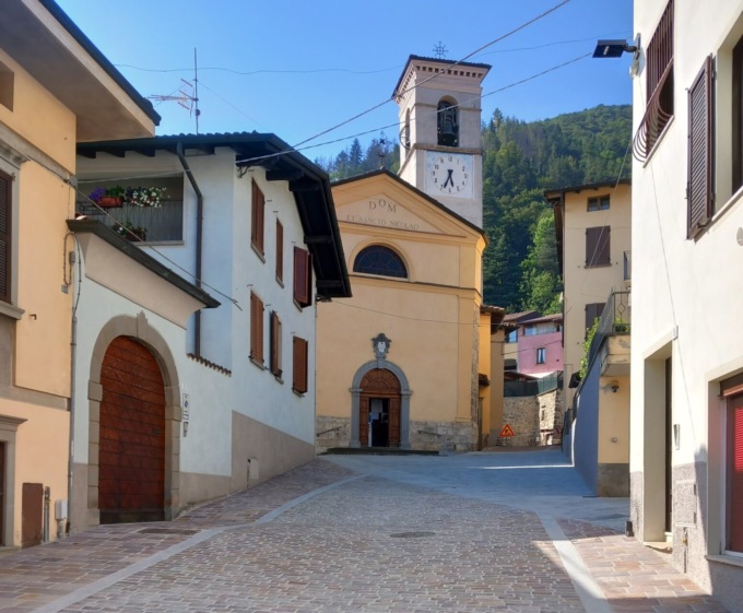 Barzizza, frazione di Gandino, si fa bella e cerca un gestore per il nuovo bar