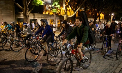 Favole di Cemento, in bicicletta a scoprire l'architettura con VeloNotte Bergamo