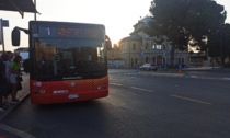Bus Atb per l'aeroporto ridotti a Ferragosto: «Non rendete la città ridicola agli occhi del mondo»