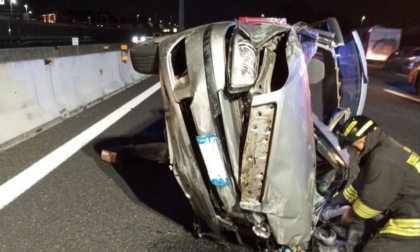 Macchina si ribalta in autostrada tra Dalmine e Bergamo, 58enne ferito (ma non è grave)