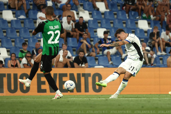 Mercato in stand-by (James compreso), vicino solo il prestito di Zortea al Frosinone