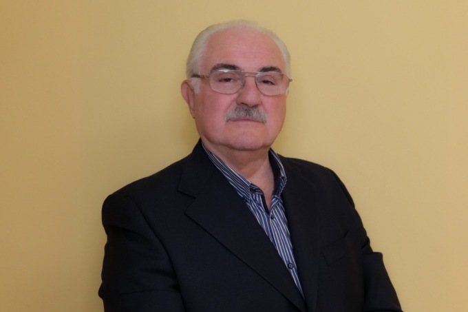 Il consigliere regionale Pietro Macconi scrive a Valditara: «Si blocchi la carriera alias nelle scuole»