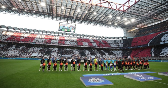 Tifoso del Newcastle si schianta, rifiuta le cure e prende un taxi per San Siro: «Devo vedere la partita»