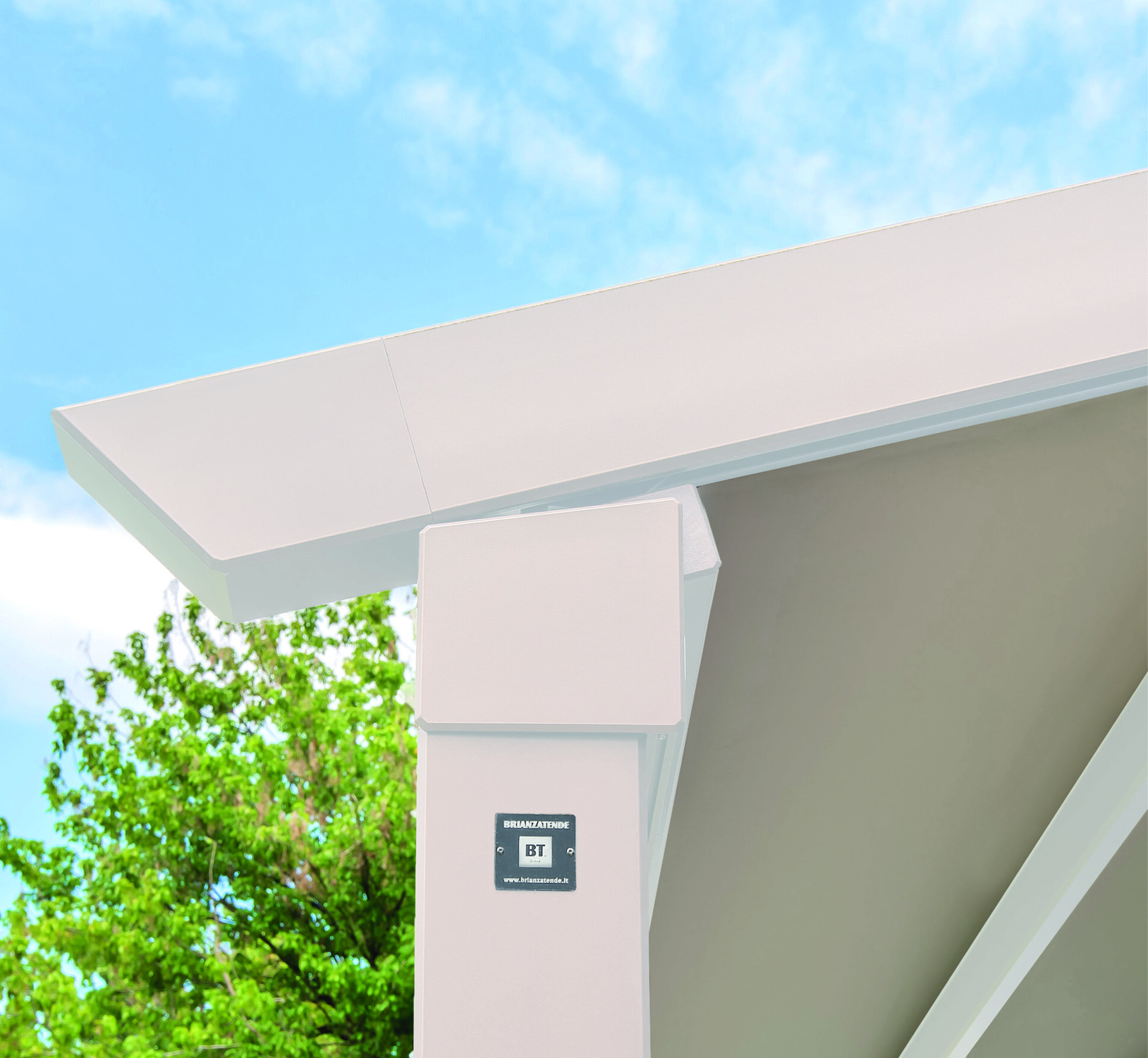 BT_pergotesa228part_bianco