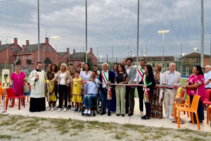 Grassobbio, il campione del mondo Mirko Testa ha inaugurato i nuovi campi sportivi