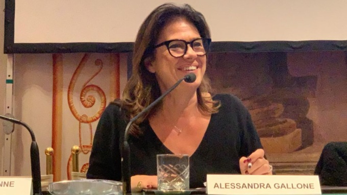 Incidente in scooter per Alessandra Gallone di Forza Italia. Operata al Papa Giovanni, sta bene