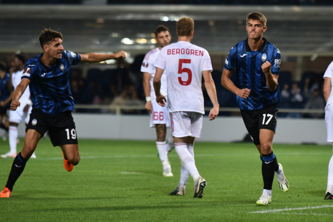 L’Atalanta usa la testa: le incornate di De Ketelaere ed Ederson abbattono il Rakow 2-0