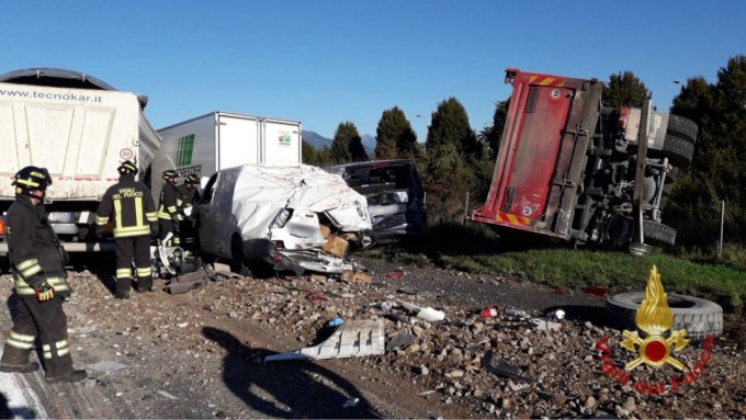 Incidente sull’A4 prima del casello di Bergamo: 5 chilometri di coda, nessun ferito