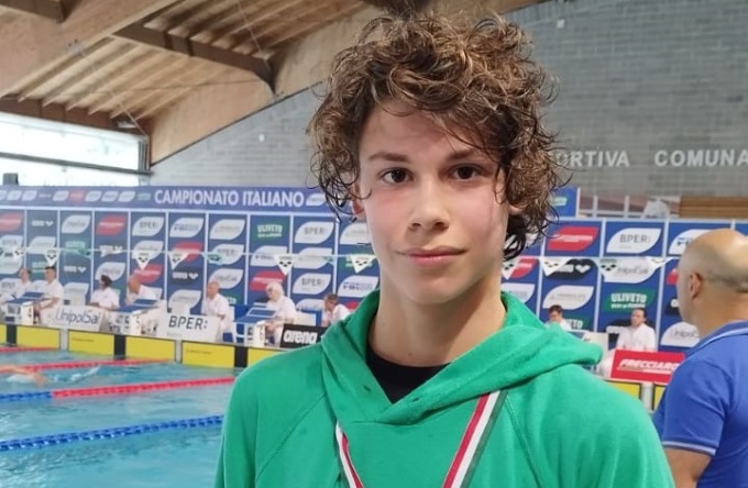 Il gandinese Michele Pezzoli medaglia d’argento agli europei juniores di nuoto