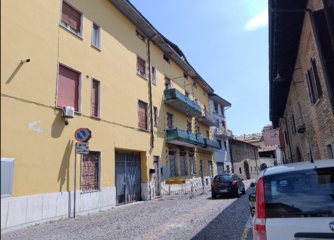 Scappata dal marito violento con i figli, donna di Romano si ritrova senza casa dopo il nubifragio