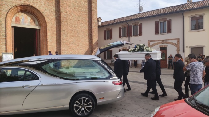 L’addio di Mozzanica a Christian Chessa: «Ci ha ricordato la fragilità della vita»