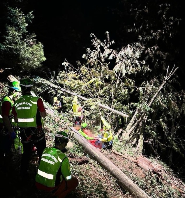 Rimane bloccato in una zona impervia: recuperato 75enne disperso a Moio de’ Calvi