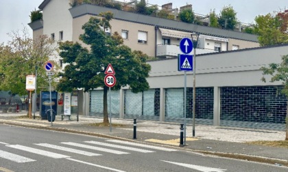 L'illusione di un supermercato al Villaggio degli Sposi: i locali dell'ex Pellicano restano vuoti