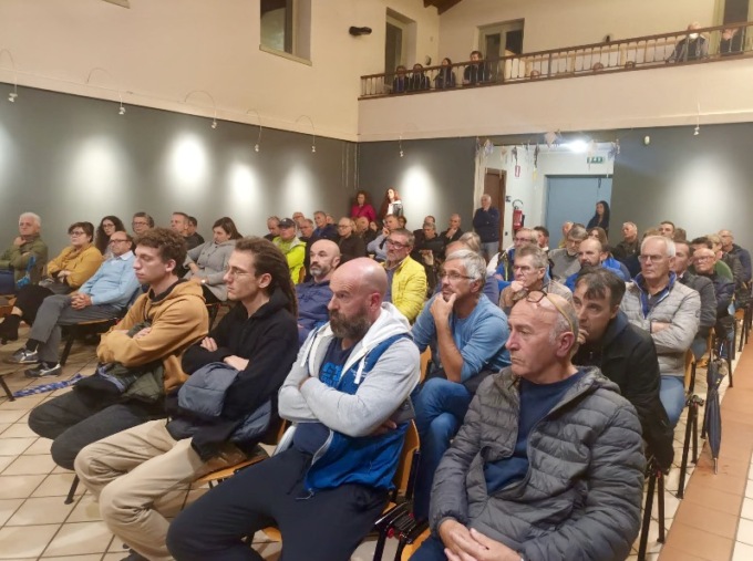 Levate, la protesta del Bailino e il muro del sindaco Duzioni: «È il mercato che decide»