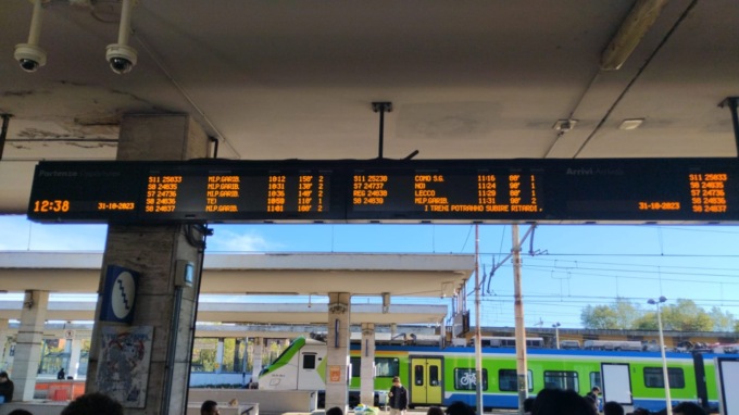 Allagata la stazione di Milano Porta Garibaldi: problemi anche per i bergamaschi