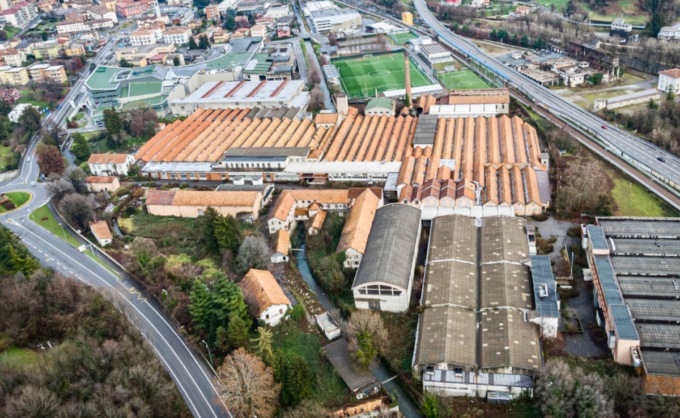 L’ex stabilimento Honegger di Albino verrà abbattuto: risorgerà con Royaltex e Fassi Gru