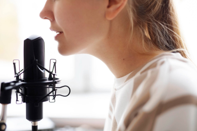 L’importanza degli Speaker Madrelingua nel mondo della Pubblicità