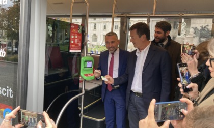 Un unico biglietto, elettronico e riutilizzabile, per bus, tram e funicolare: ecco AtBip