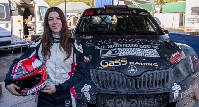 Jenni Sonzogni di Sorisole è campionessa italiana di Rallycross Rx5: prima donna