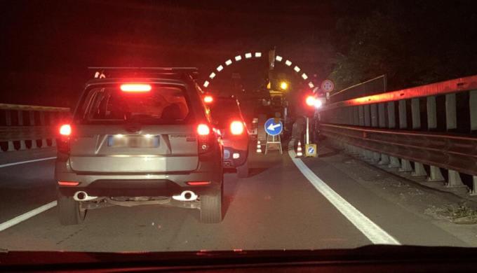 Lunghe code in Val Seriana per lavori: tra Cene e Fiorano c’è il senso unico alternato