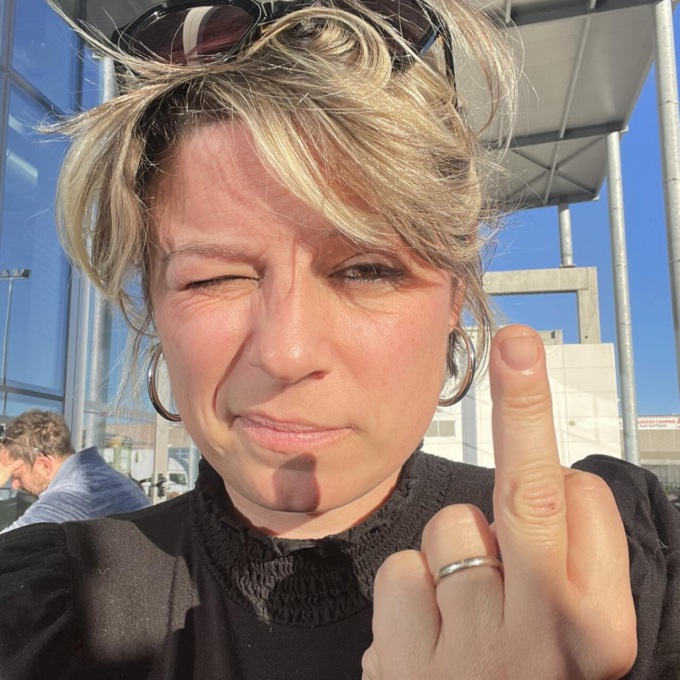 Vinci mille euro con i Verdena, ma è una truffa: Sammarelli nel mirino dei profili fake