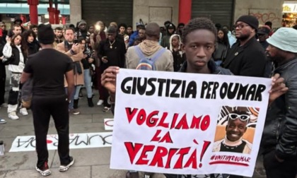 Morte del giovane bergamasco Oumar Dia in carcere, monta il caso (tra piazze e politica)