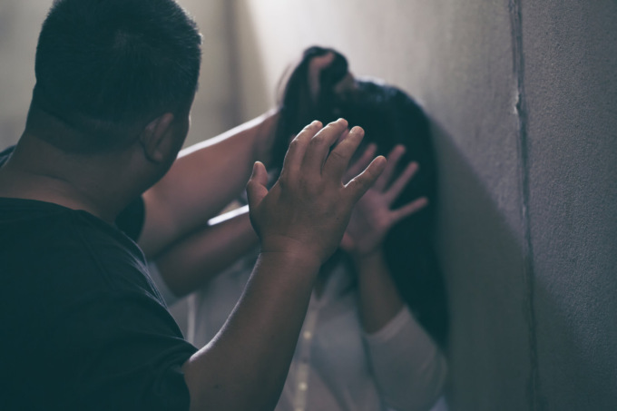 Brutti casi di maltrattamenti in famiglia, a moglie e genitori: arresti a Grassobbio e Ponte Nossa