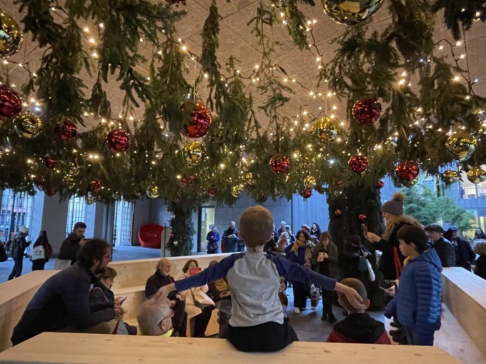 Foto e video di Christmas Design, la meraviglia disseminata per Bergamo