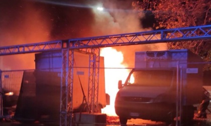 Incendio in piazzale Alpini: all'origine un possibile sovraccarico elettrico