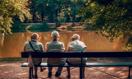 Bergamo e il calo demografico: in città ogni giorno due nascite e cinque morti