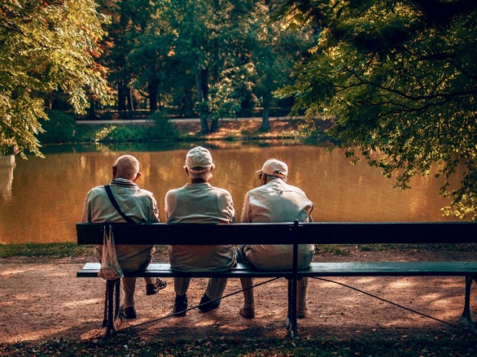 Bergamo e il calo demografico: in città ogni giorno due nascite e cinque morti