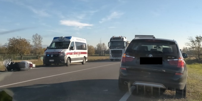 Schianto in moto sulla Francesca a Spirano, ferito un 55enne