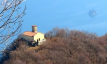 Si ribalta con un quad nel bosco a Parzanica, grave 57enne di Sarnico