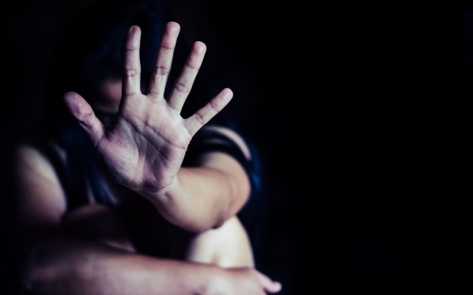 Atti sessuali con il vicino di casa 11enne a Bagnatica, cinque anni di reclusione per un 25enne