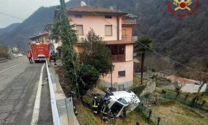 Perde il controllo del furgone e cade nel dirupo a Strozza: ferito in modo lieve un 26enne