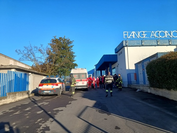Operaio di Capriate rimasto folgorato in ditta a Cambiago: grave al Niguarda di Milano