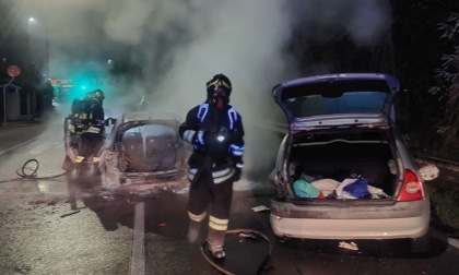 Inseguimento da film tra carabinieri e ladri da Treviglio a Monza. Poi l'incidente e l'incendio