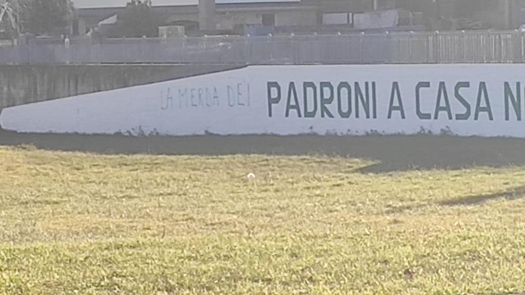 la merda dei padroni pontida