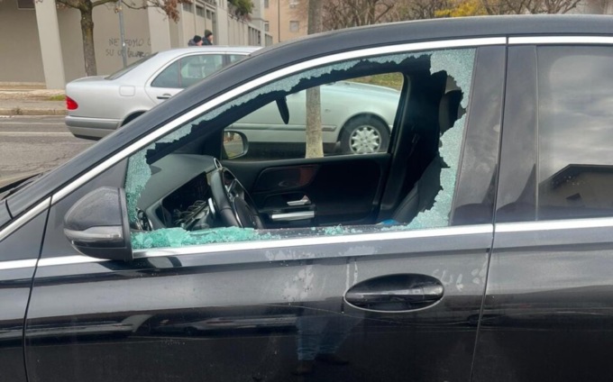 Non solo vetri rotti, al Villaggio degli Sposi i residenti vogliono estirpare il vandalismo