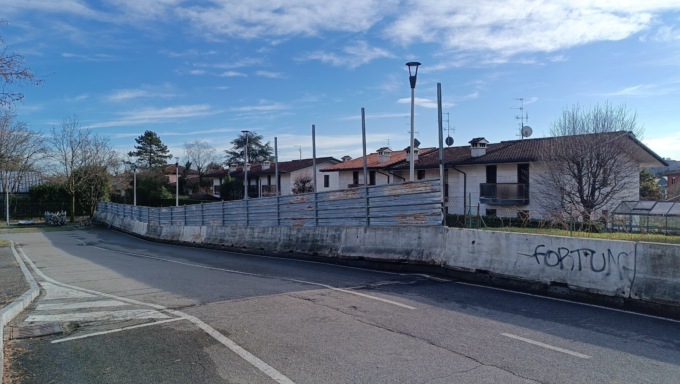 Tram della Val Brembana: lavori in via Crocefisso e deviazione in circonvallazione (zona Pontesecco)