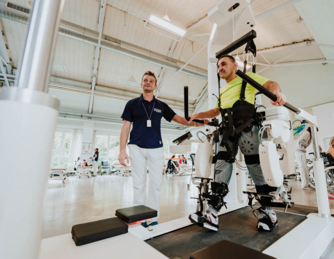 All’Istituto Clinico Quarenghi arriva il robot che aiuta i pazienti a camminare