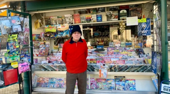 Anche il Pino della Malpensata ha chiuso, ma «le edicole hanno ancora un futuro»