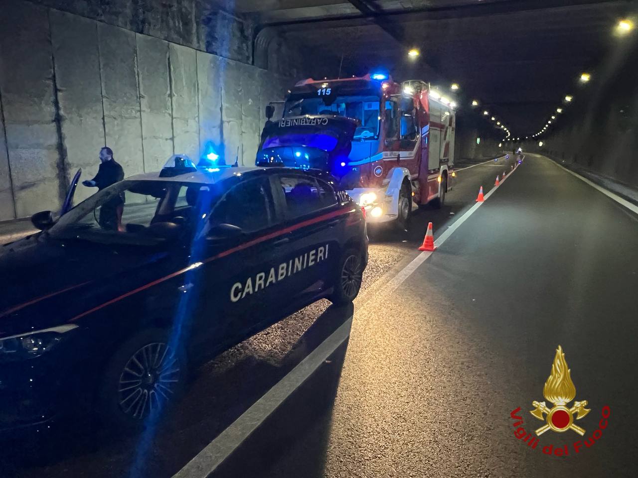 Tragedia A Bonate Sopra Auto Si Ribalta E Si Schianta Contro La Galleria Morta Una 26enne 4939