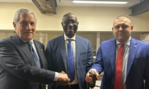 Il primo senatore di colore della storia Tony Iwobi lascia la Lega e passa con Forza Italia