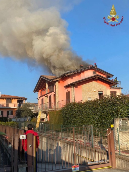 Canne fumarie in fiamme a Mozzanica e Filago: intervengono i vigili del fuoco, nessun ferito