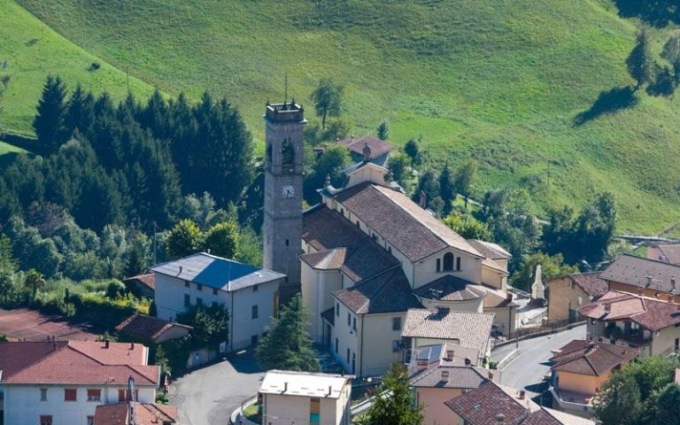 La chiesa parrocchiale di Gorno rischia di cedere. Le messe si trasferiscono in oratorio