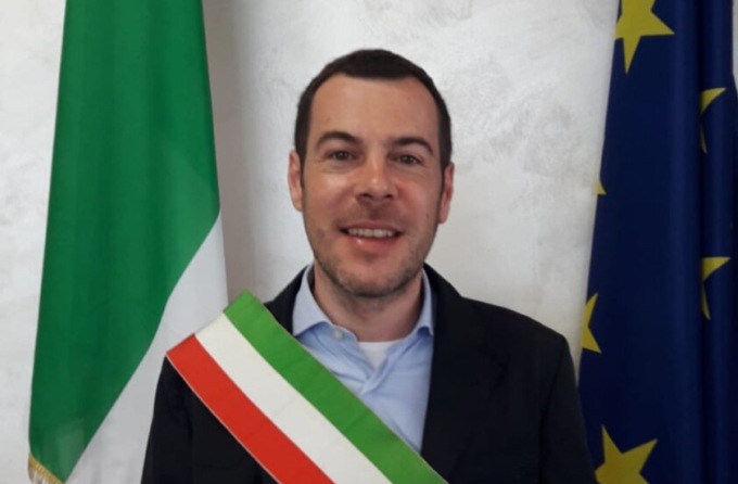 Svolta (politica) a Torre Boldone: il centrodestra unito con Luca Macario