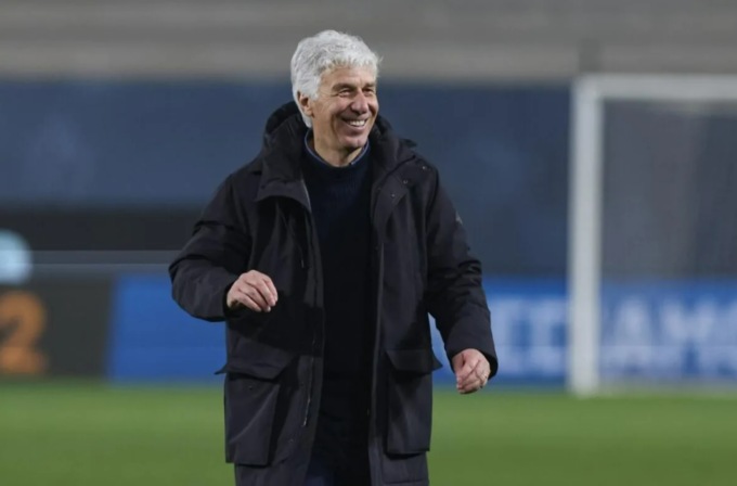Gasperini: «Saltare sotto la Curva è un bel ritornello, non posso esimermi»