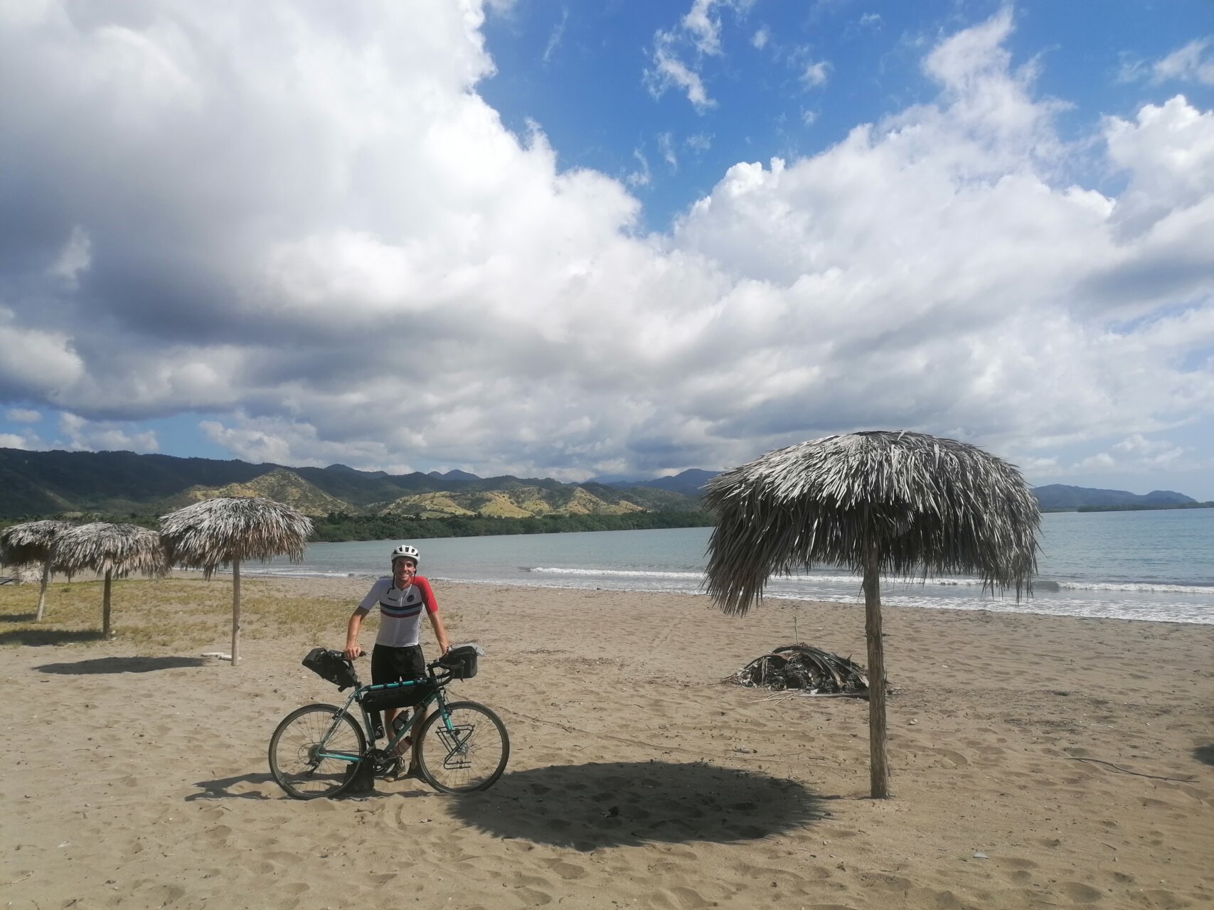 Marea del Portillo, Sierra Maestra. Bonetti