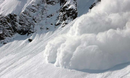 Rischio valanghe per tutto il fine settimana: l’allerta del Soccorso Alpino